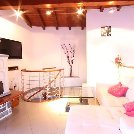 Apartment Loft Near Bellagio *