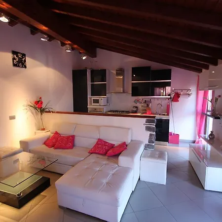 Loft Near Bellagio *
